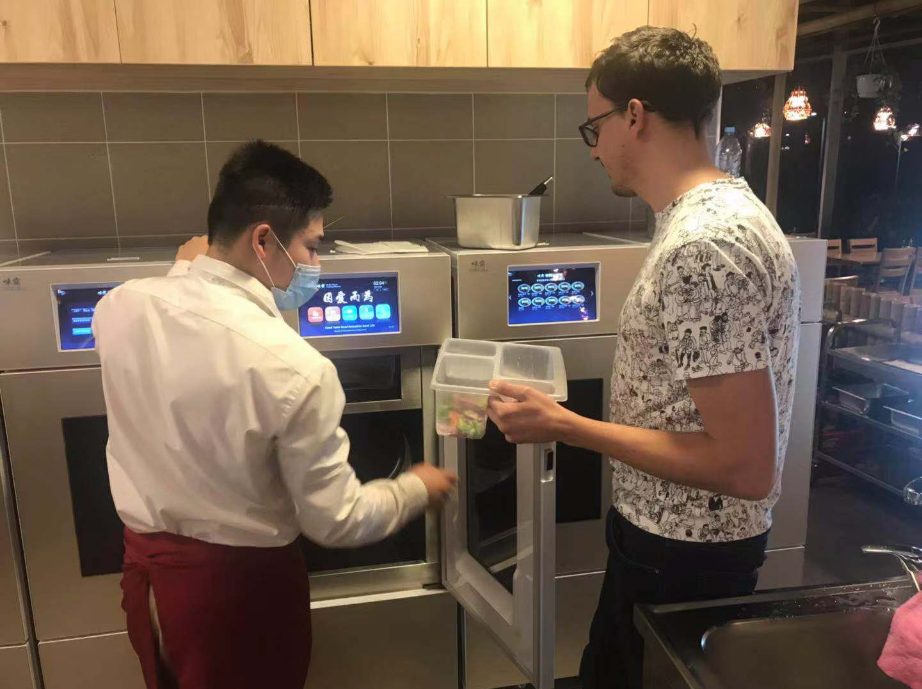 AICAN Slovakia Chinese Restaurant Chain Transformation kitchen automation gallery 3